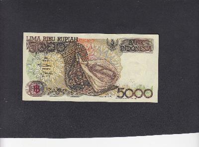 Beschrijving voorzijde: MUSIC INSTR.